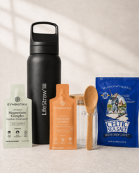 Hydreringspakken fra OPTIFY med LifeStraw filterflaske, keltisk havsalt, saltbeholder med skje, Cymbiotika magnesium og kreatin